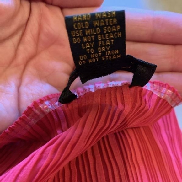 𝅺jenny T Pleated Ombre Dress - Picture 3 of 4